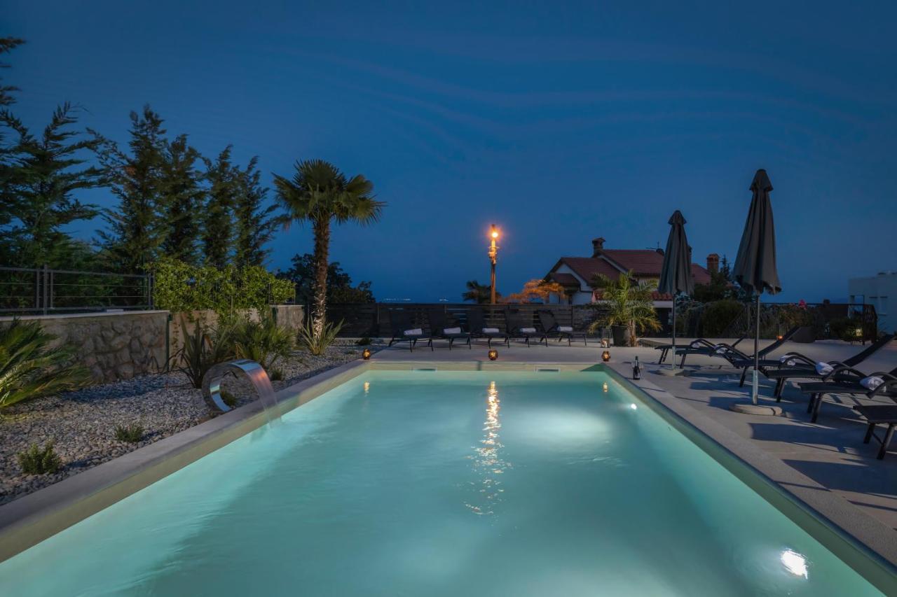 Villa Adriatic, Apartment Enio With Swimming Pool, Panoramic Sew View, Free Parking Ičići Εξωτερικό φωτογραφία
