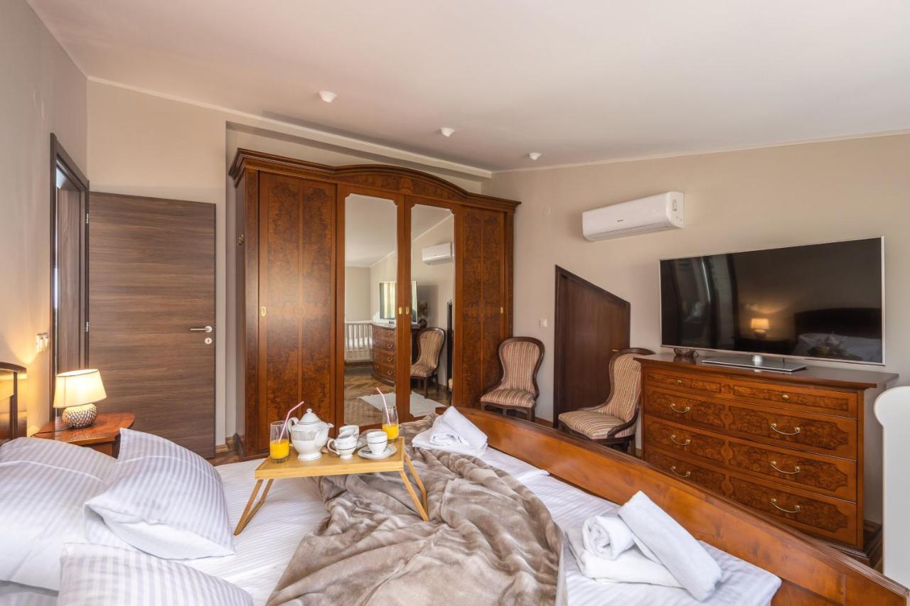 Villa Adriatic, Apartment Enio With Swimming Pool, Panoramic Sew View, Free Parking Ičići Εξωτερικό φωτογραφία
